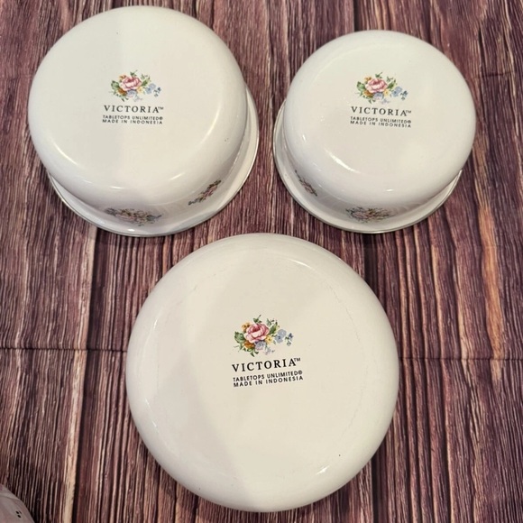 Victoria Silk Flowers Metal Enamel Nesting Bowls Mixing BowL Grandma Cottage VTG - Picture 8 of 11